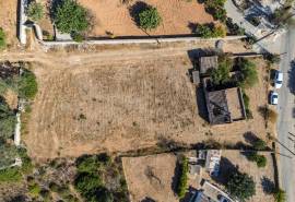 Santa Bárbara de Nexe – ruin with approved project and sea views