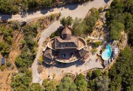 Tavira – One-of-a-kind 4-bedroom villa with breathtaking nature views and pool