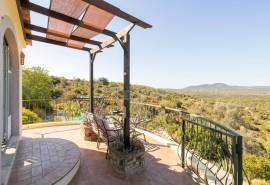 Tavira – One-of-a-kind 4-bedroom villa with breathtaking nature views and pool