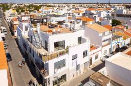 Tavira - 3-Bedroom renovated apartment with private sea-view rooftop terrace