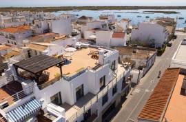 Tavira - 3-Bedroom renovated apartment with private sea-view rooftop terrace