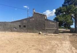 Sale of urban land in Elche.