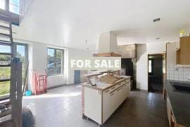 Detached Country House with Attached Barn