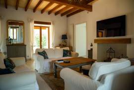 Exceptional Property Amidst Vineyards