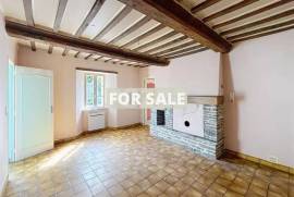 Detached Country House with Outbuilding