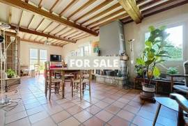 Detached House with Character and Mature Garden