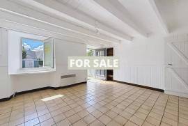 Village House, Ideal Holiday Home
