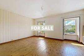 Village House, Ideal Holiday Home