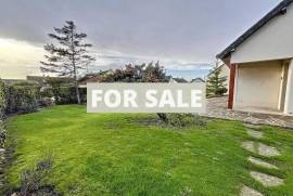Detached Coastal House with Landscaped Garden