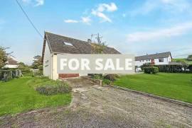 Detached Coastal House with Landscaped Garden