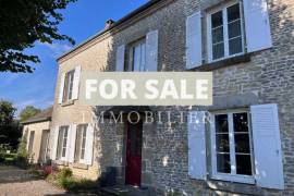 Detached House with Lovely Garden