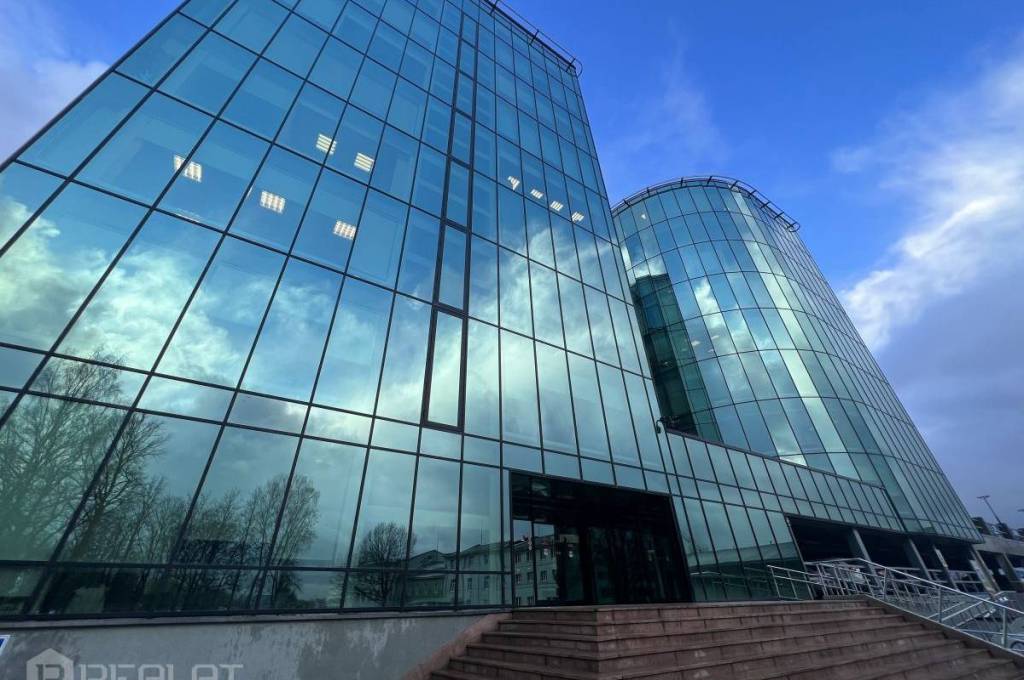 Commercial property in Riga city for rent 1.353€
