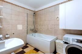 Apartment for sale in Riga, 80.00m2