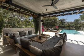 Villa Solana: Modern Luxury Steps from Playa Mansita in Hacienda Pinilla