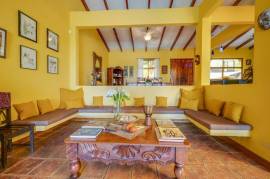 Casa Marazul: Ocean-View 5-Bedroom Home with Guest House & Infinity Pool near Playa Prieta