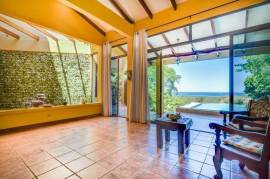 Casa Marazul: Ocean-View 5-Bedroom Home with Guest House & Infinity Pool near Playa Prieta