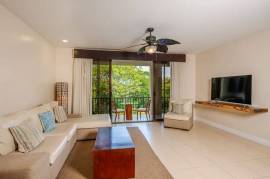 Coastal Calm Condo: Renovated 1-Bedroom in PACIFICO, Playas del Coco