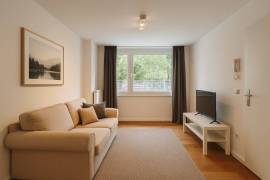 Ready to move! Bright & Furnished 2-Bedroom 2 Balconies in Friedrichshain