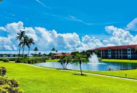 7030 Half Moon Circle 121, Hypoluxo, FL 33462
