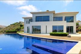 4 Bedroom Luxury Villa - Aphrodite Hills, Paphos