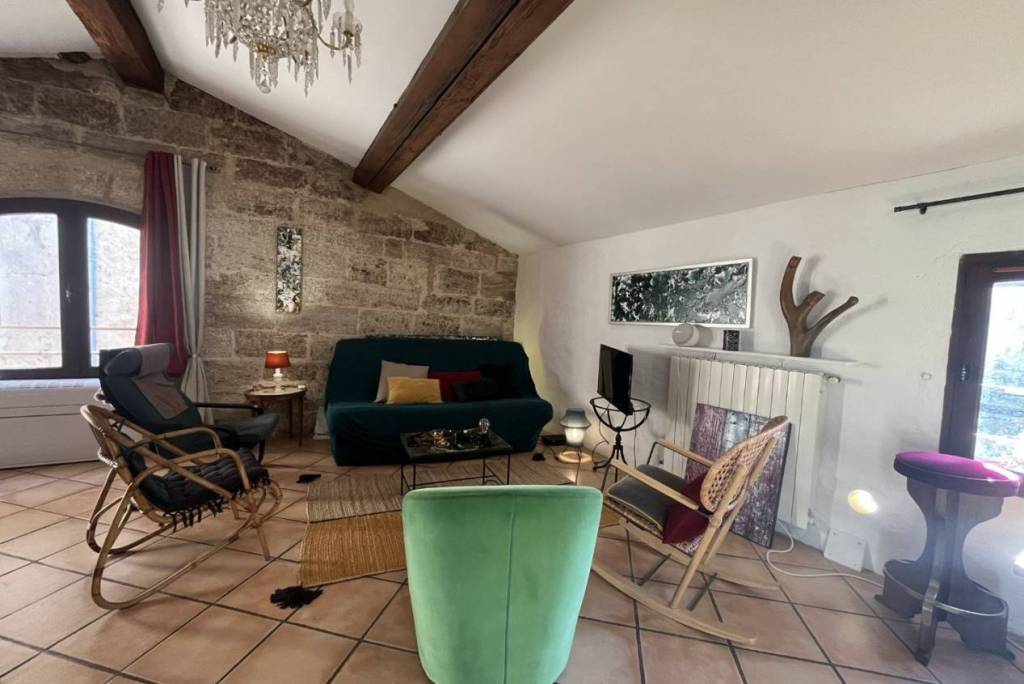 2 room, 57m2 Apartment for sale in Pezenas - 133 000 € *