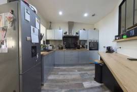 6 room, 175m2 Villa for sale in Laurens - 530 000 € *