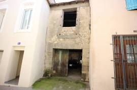 1 room, 96m2 Property for sale in Nissan lez enserune - 75 000 € *