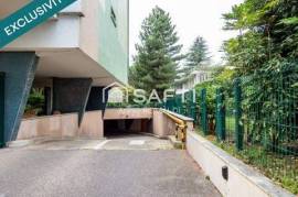 BOX DE DANS RESIDENCE SECURISEE PROCHE PARC DES PRINCES