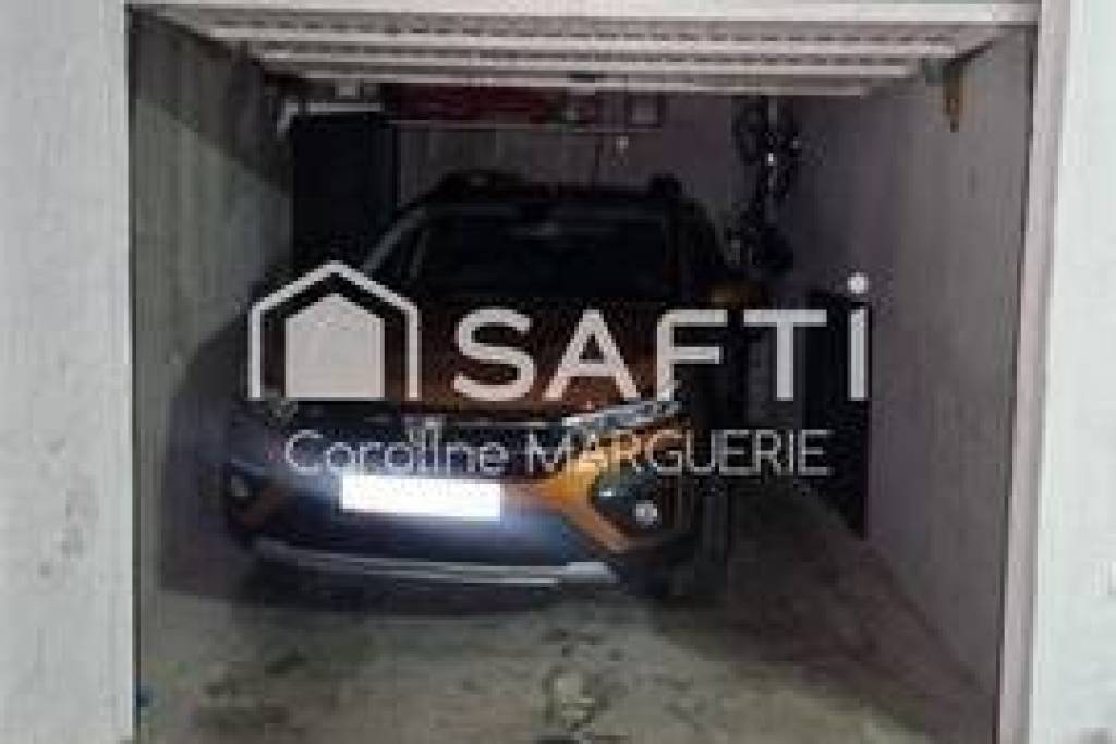 Box fermé 14m2