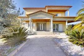 Casa / Villa T4 em Recezinhos (São Mamede) de 435,00 m²