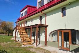 Excellent 9 Bed Home For Sale in Vulcan Brasov