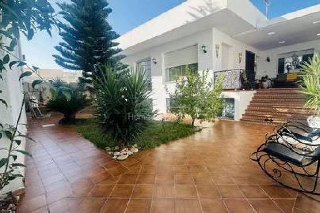 Villa-House for sale in Sahloul Tunisia