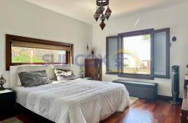 5 Bedroom Villa For Sale