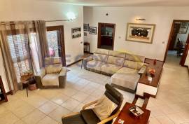 5 Bedroom Villa For Sale