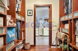 5 Bedroom Villa For Sale