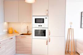 1 Bedroom Apartment in Laguna Park II Complex For Sale In San Eugenio LP13217