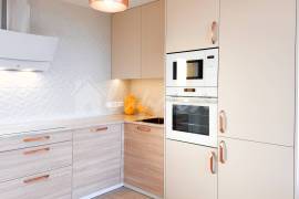1 Bedroom Apartment in Laguna Park II Complex For Sale In San Eugenio LP13217