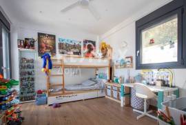 Maisonette 343 sq.m for sale