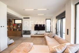 Maisonette 343 sq.m for sale