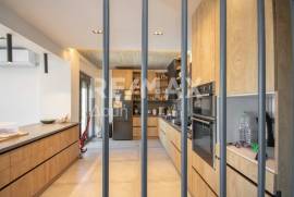 Maisonette 343 sq.m for sale