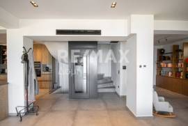 Maisonette 343 sq.m for sale
