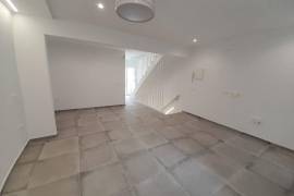listing listing