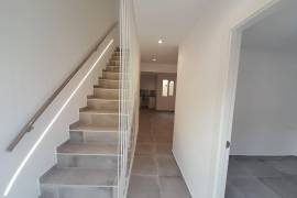 listing listing