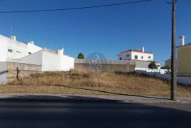 Plot of 420 m2 for construction of a house.