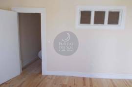 Building with 3 Rented Apartments - INVESTMENT