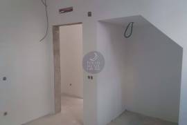 1 bedroom apartment under renovation in the center of Santarém