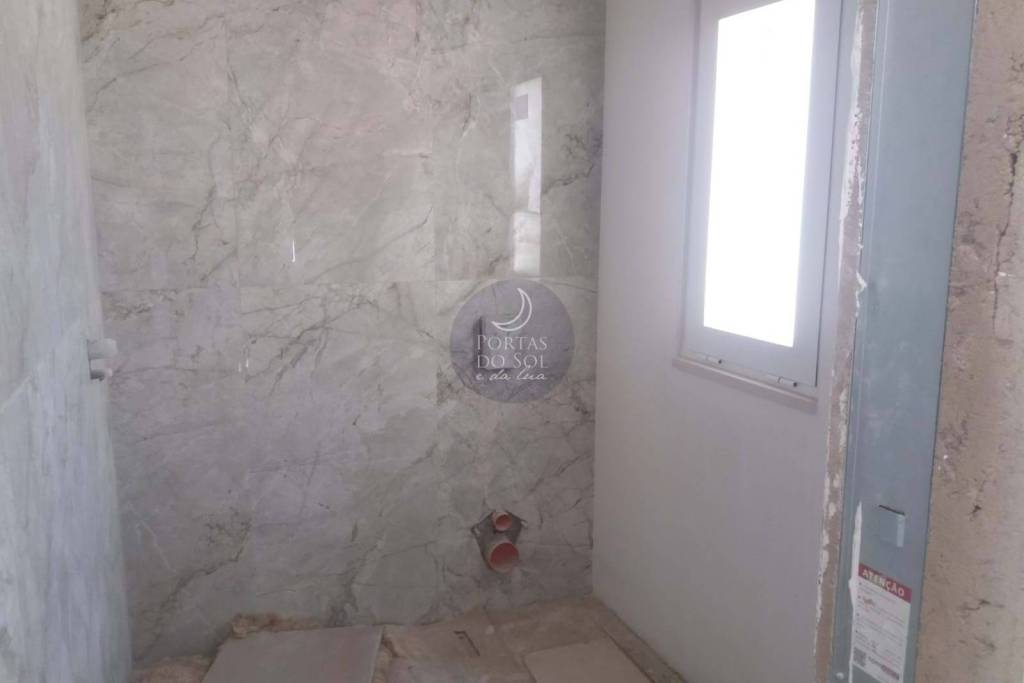 1 bedroom apartment under renovation in the center of Santarém