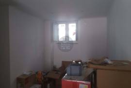 1 bedroom apartment under renovation in the center of Santarém