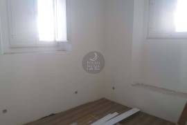 1 bedroom apartment under renovation in the center of Santarém