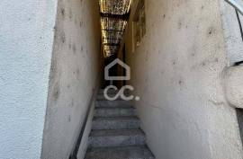Unique opportunity, independent building, with great potential for profitability